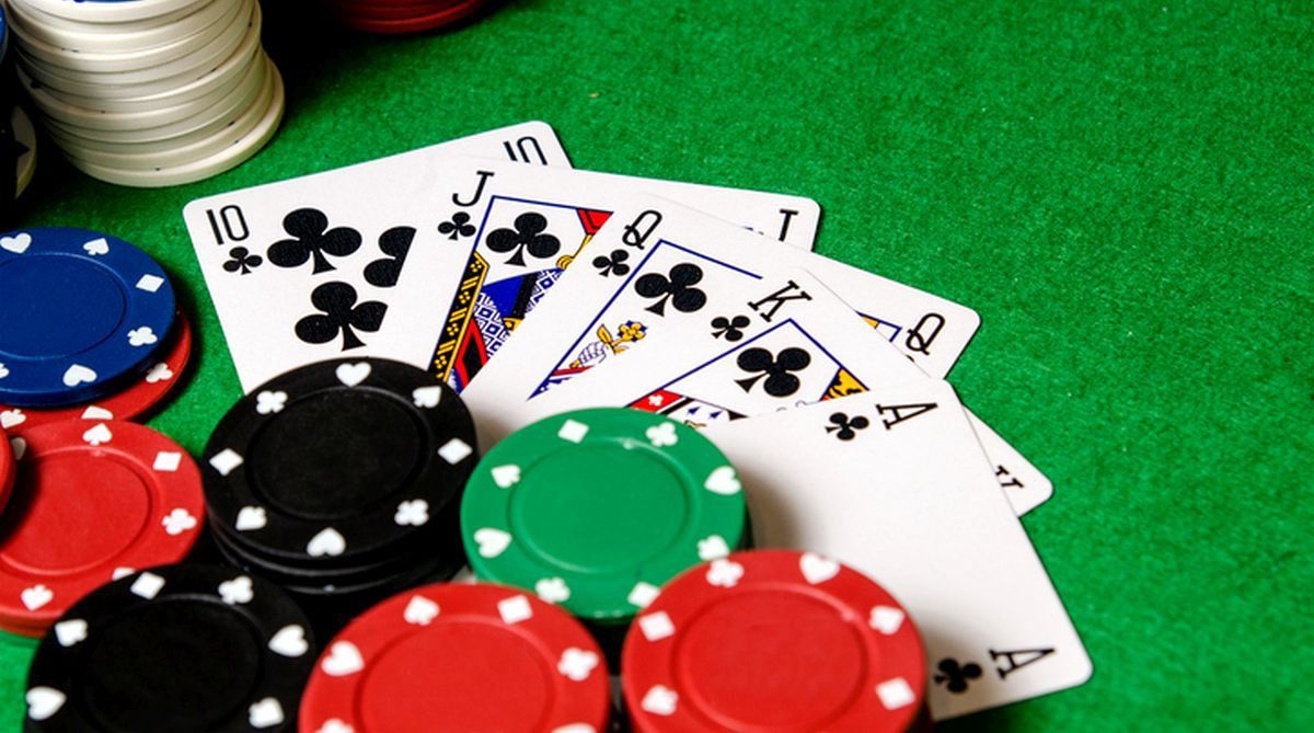 Slots Expert کیسینو میں پوکر گیمز