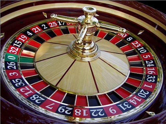 Slots Expert کھلاڑیوں کے لیے لائیو کیسینو سیکشن